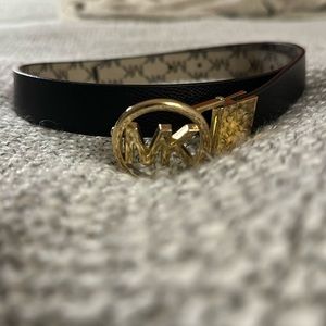 Michael kors belt